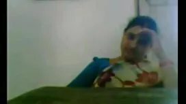 Bionda giovane scopa ...