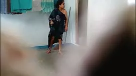 Una cagna giovane co ...