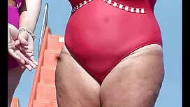 Big Tit Bionda Succh ...