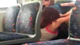 Rosso studente vid e ...