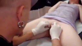 L'uomo strappò il co ...