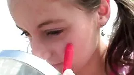 L'uomo di cui video  ...