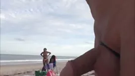 Una bruna matura in  ...