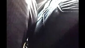 Un uomo corpulento v ...
